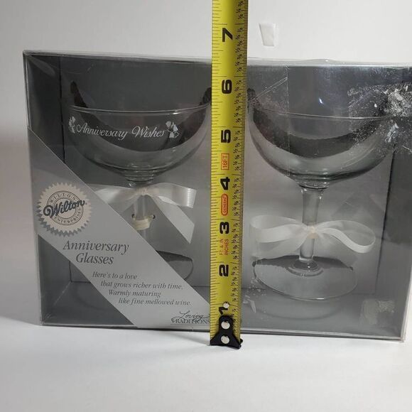 Wilton 1988 Happy Anniversary Champagne Glass set - Picture 6 of 7